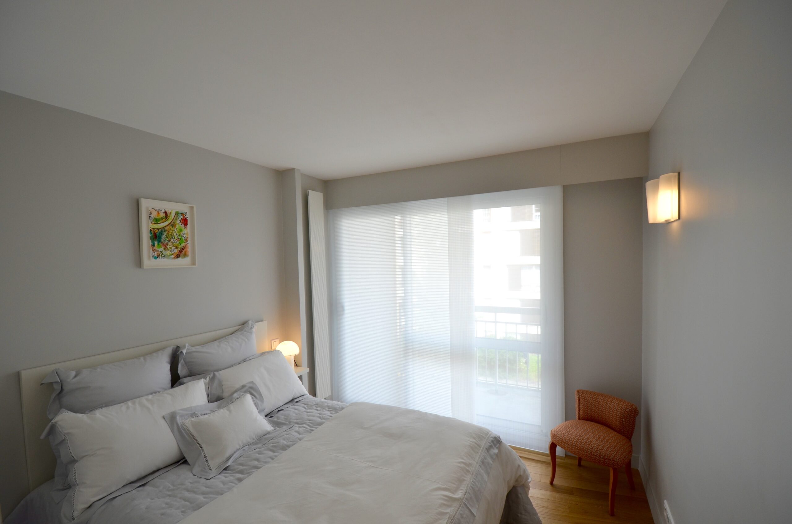 Appartement Paris 12, chambre, panneaux japonais ISA MOSS, couleur Farrow & Ball, architecte d'intérieur paris, D'un Lieu à L'autre